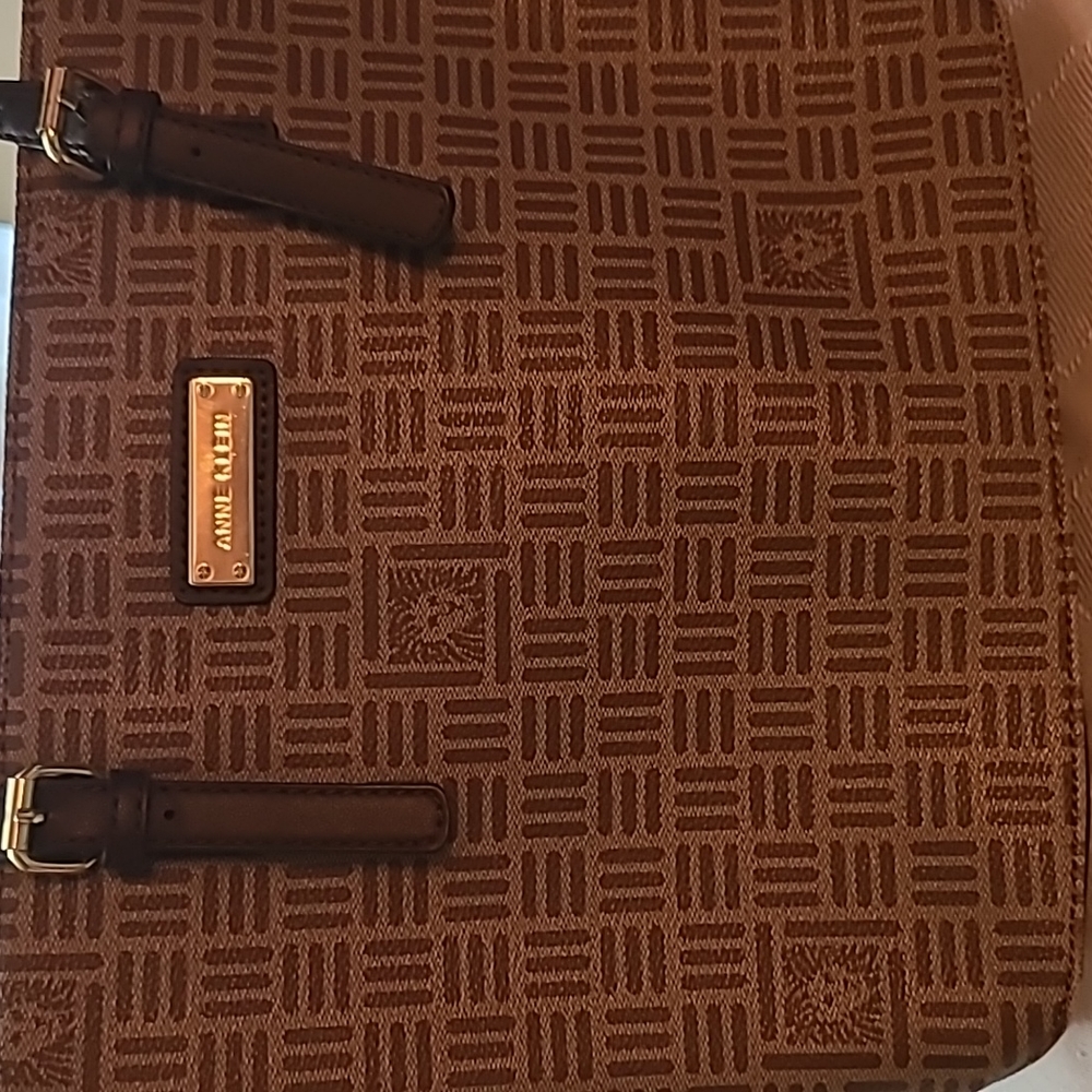 Anne Klein lion head bag